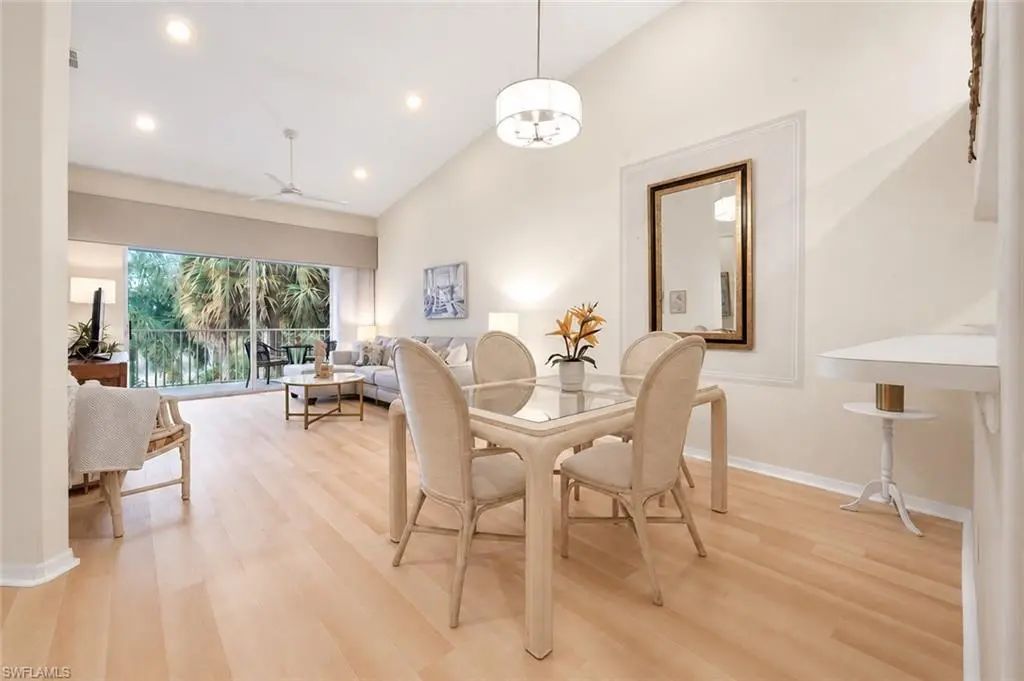 1240 Sarah Jean Cir 205, Naples