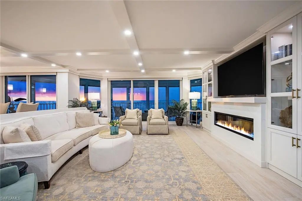 4401 Gulf Shore Blvd N 1001, Naples