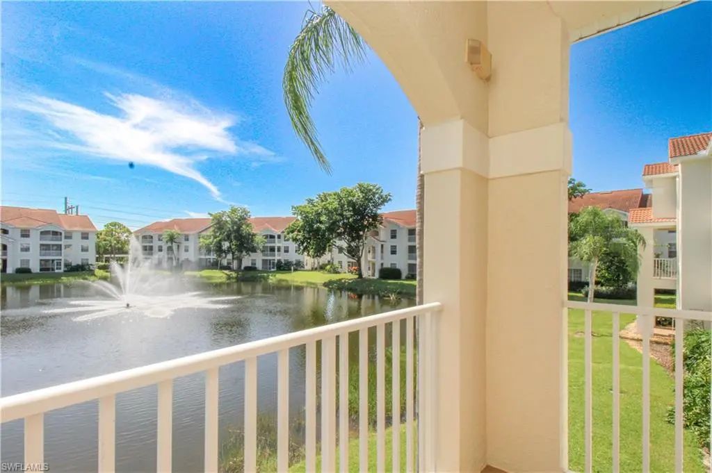 4630 Saint Croix Ln 827, Naples