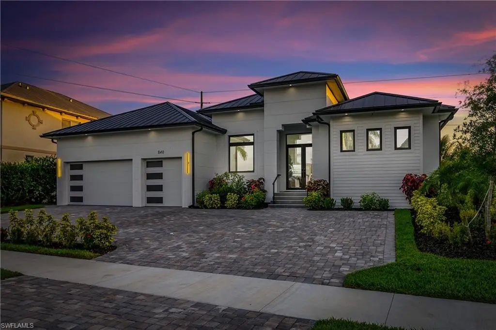 840 Rose Ct, Marco Island