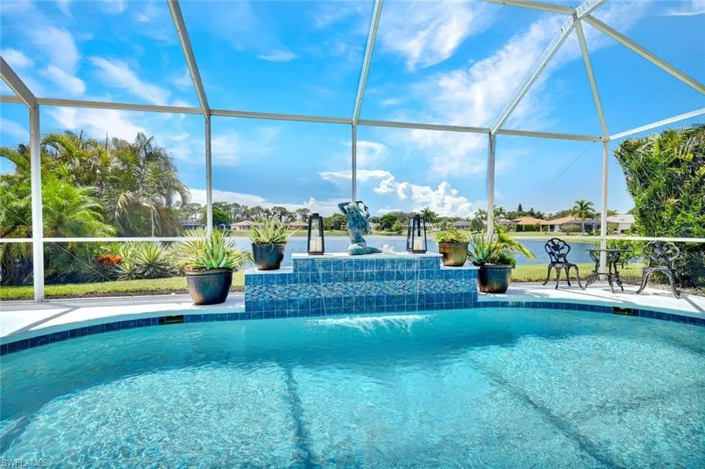 484 Crossfield Cir, Naples