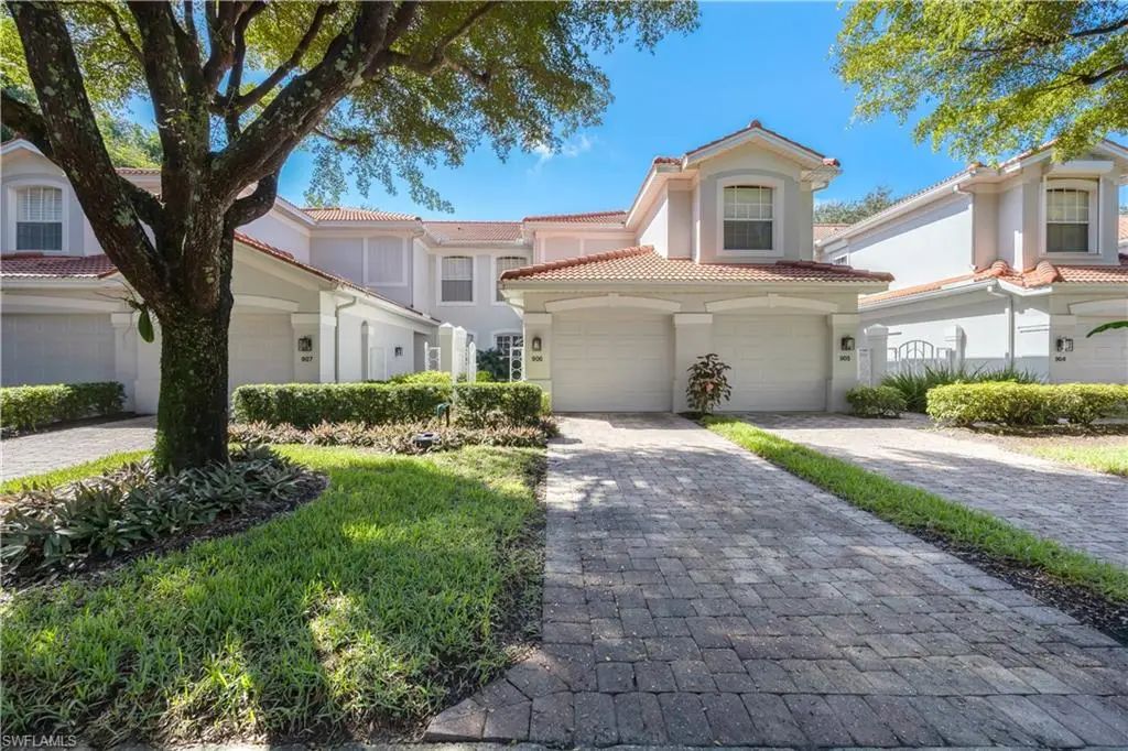 2190 Arielle Dr 906, Naples