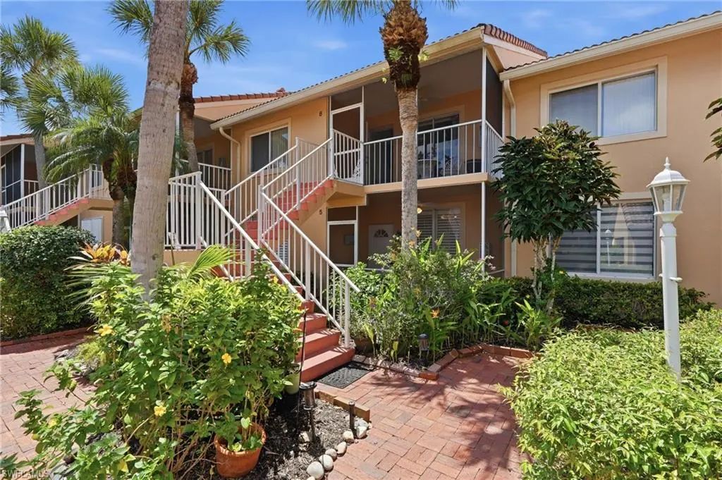 1615 Windy Pines Dr 5, Naples
