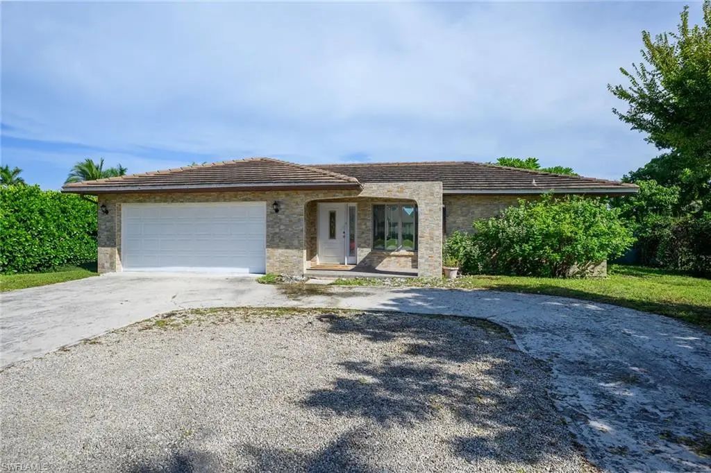 350 Columbus Way, Marco Island
