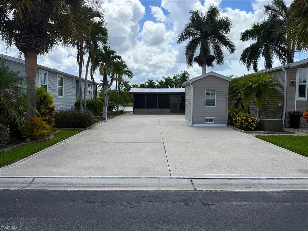 1193 Diamond Lake Cir, Naples