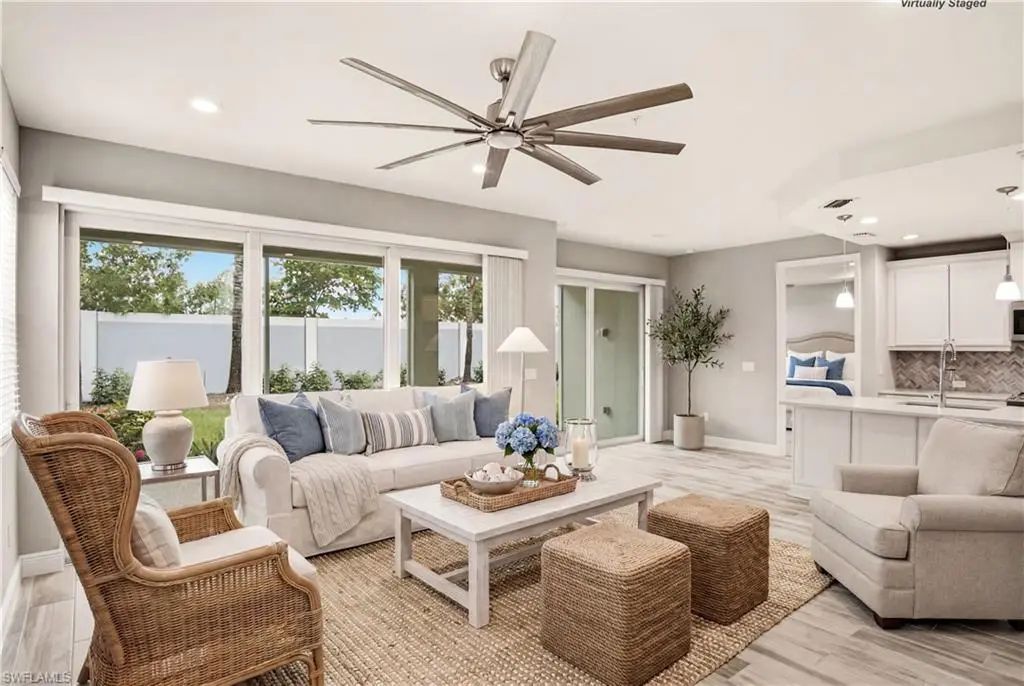 2664 Seychelles Cir 2401, Naples