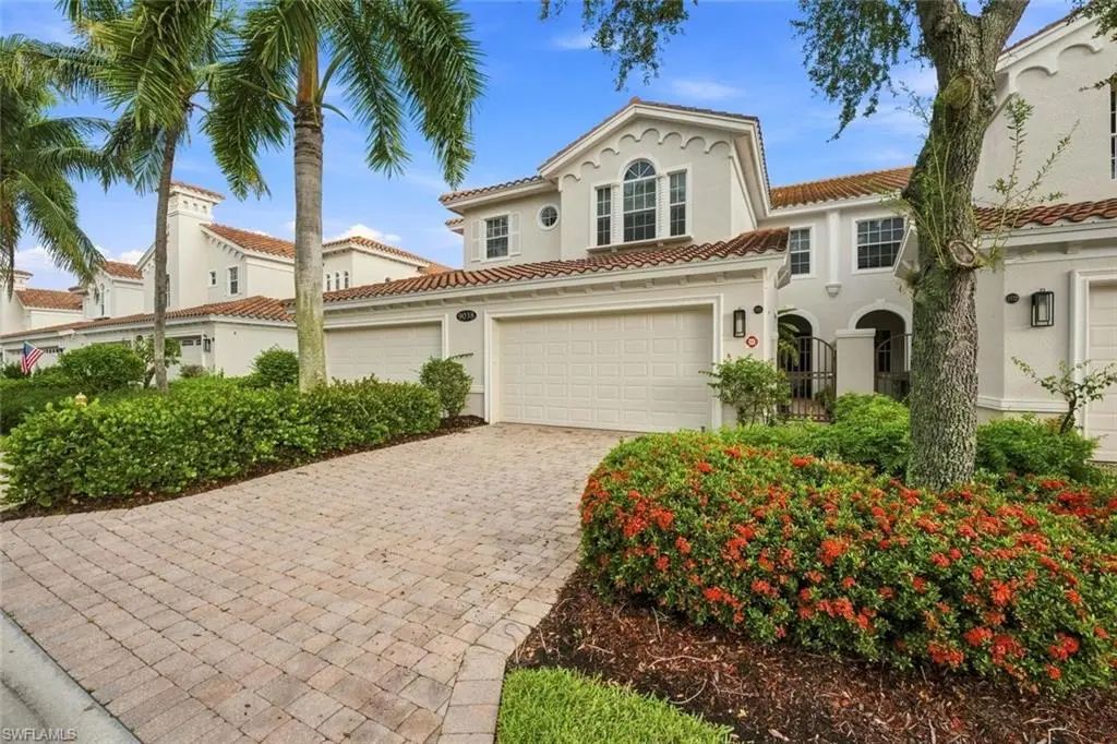 9038 Cascada Way 101, Naples