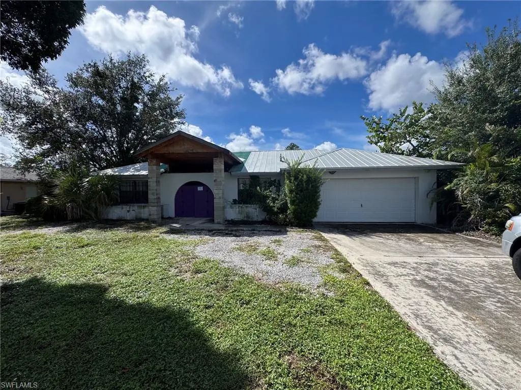 2215 Treehaven Cir N, Fort Myers