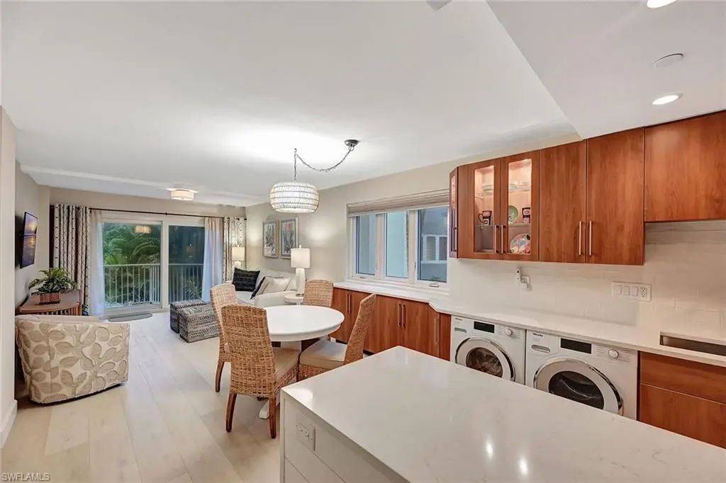 1300 Gulf Shore Blvd N 210, Naples