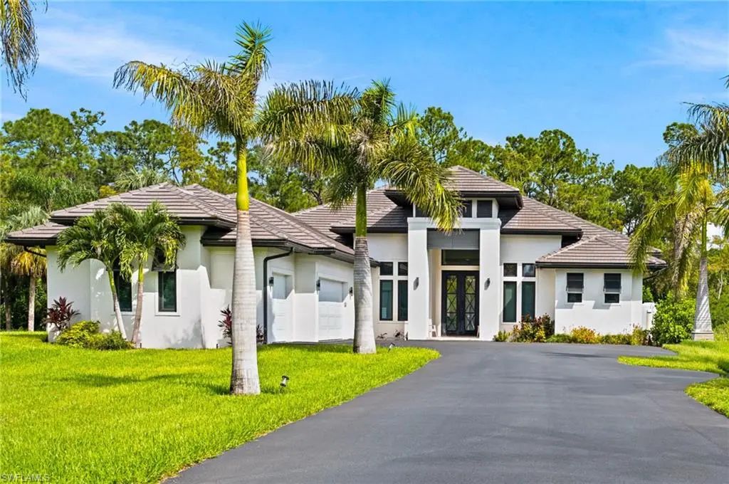 2265 Golden Gate Blvd W, Naples