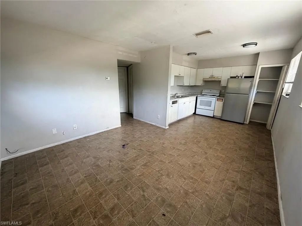 2670 Broadway 5, Fort Myers