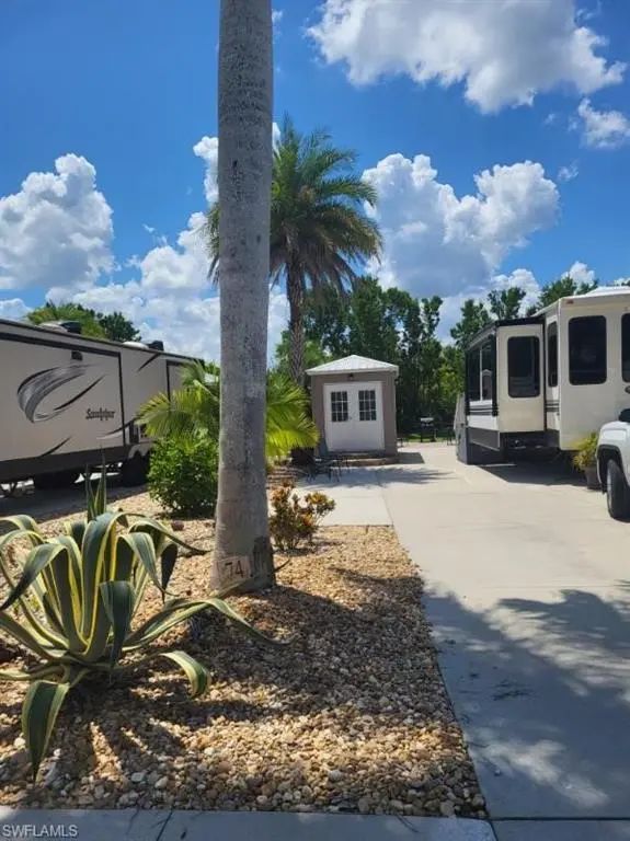 5250 Cypress Trail Resort Cir, Fort Myers