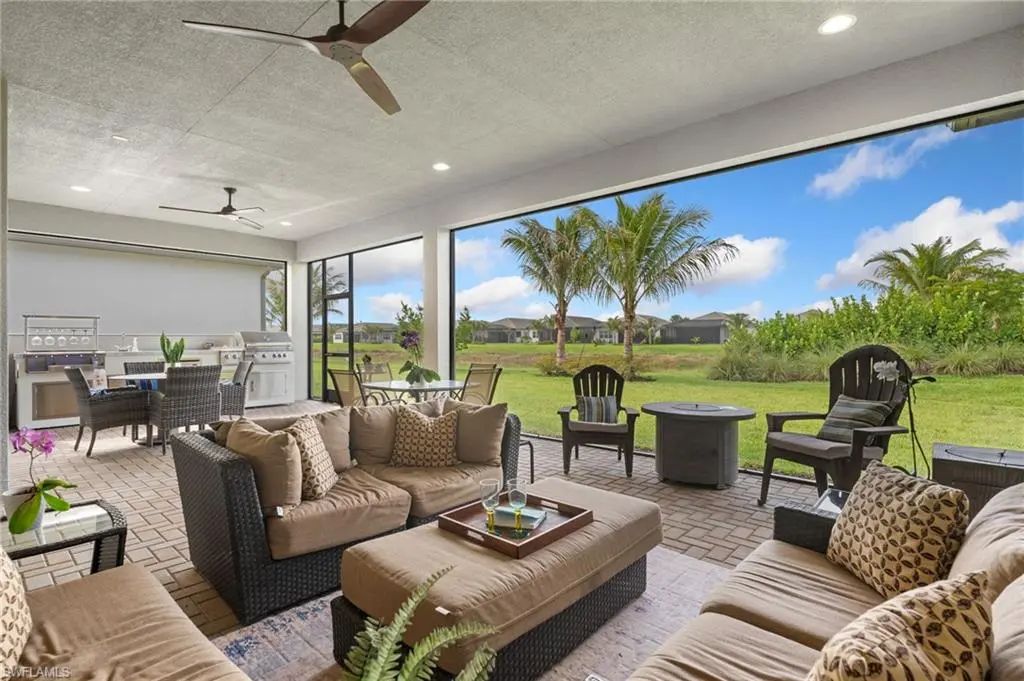 12177 Eucalyptus Way, Naples