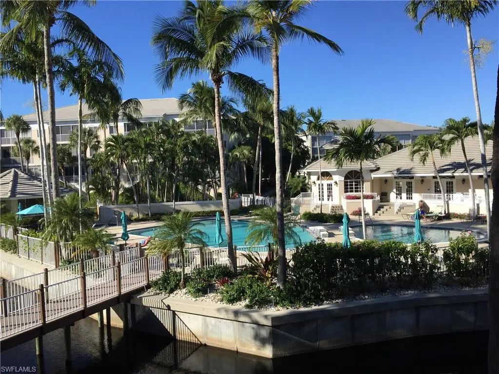 7725 Pebble Creek Cir 103, Naples