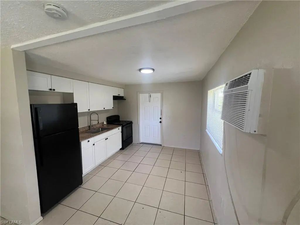 3920 Lora St, Fort Myers