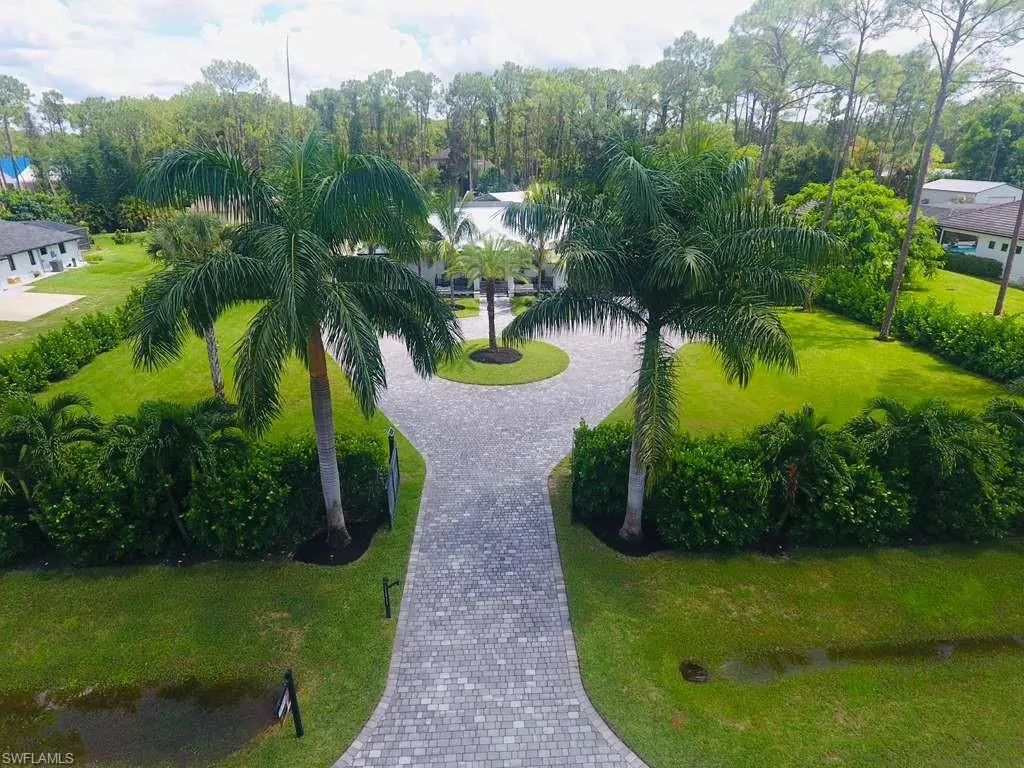 25211 Pinson Dr, Bonita Springs