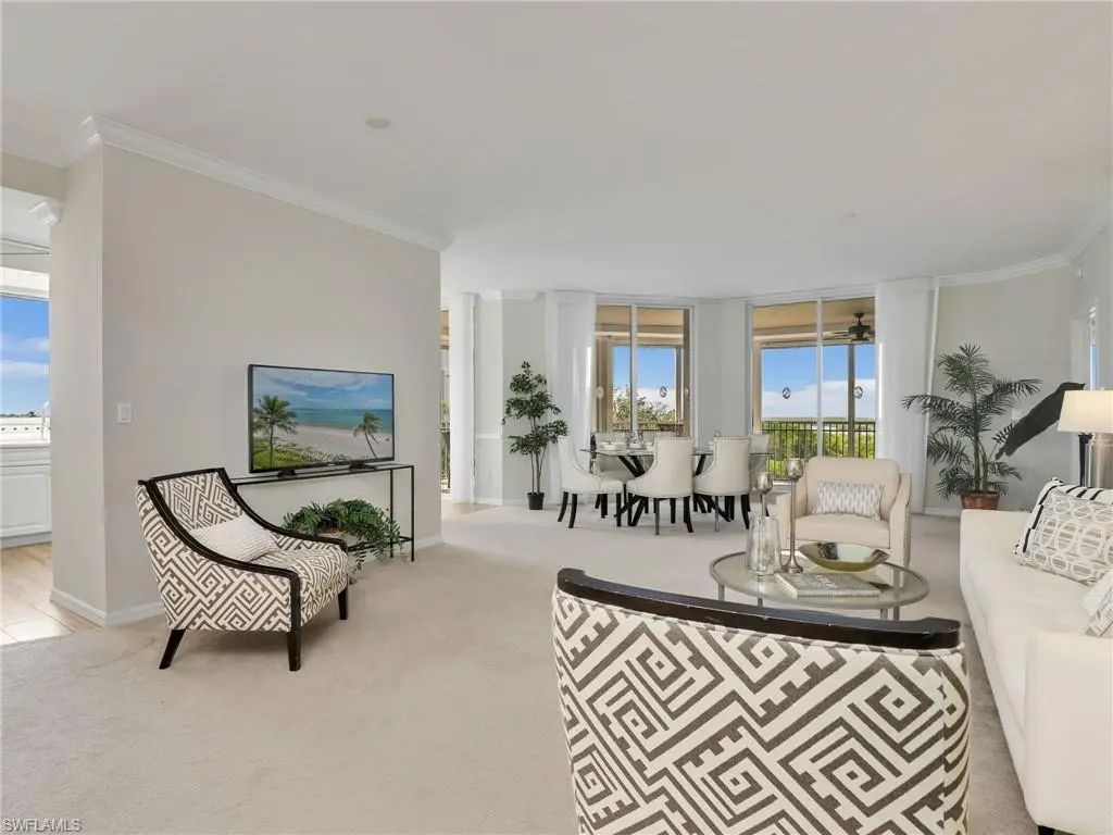 1001 Arbor Lake Dr 301, Naples