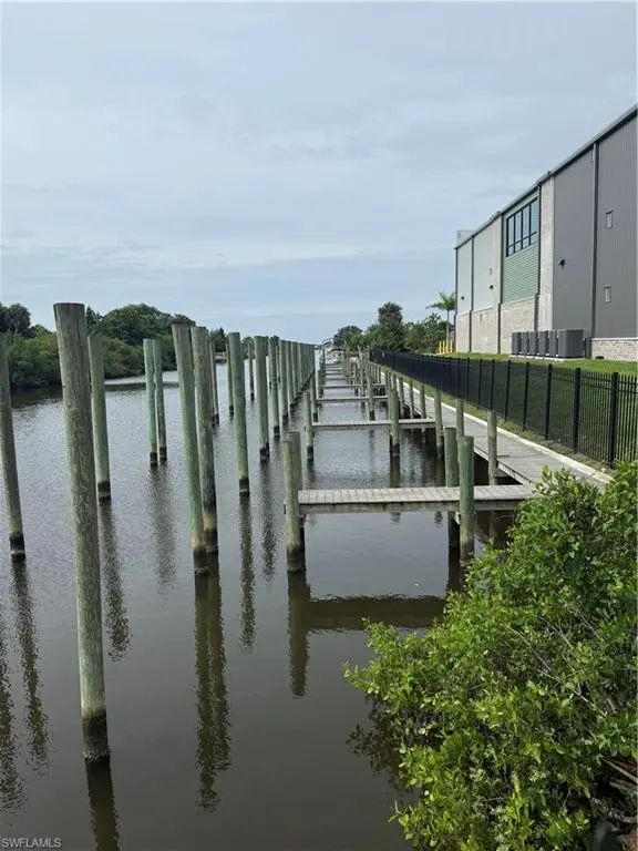 325 Glancy Ln Ne, PORT CHARLOTTE, FL, 33952