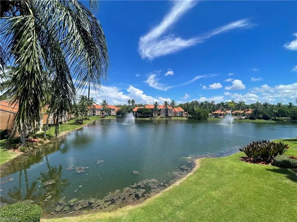 1205 Wildwood Lakes Blvd 306, Naples