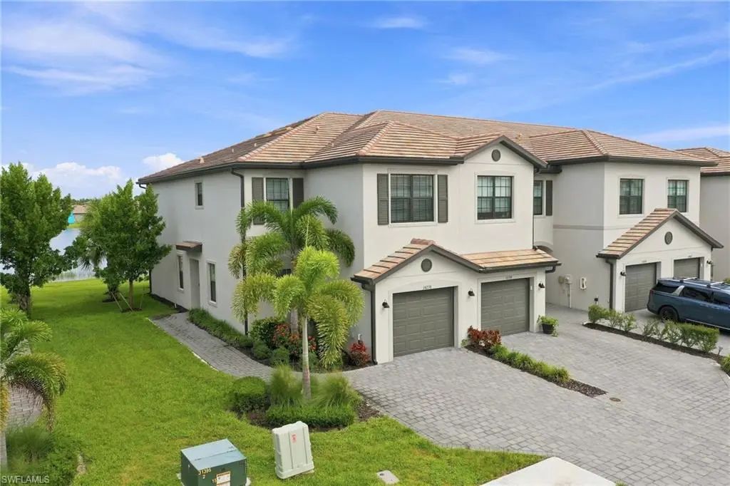 14236 Pine Lodge Ln, Fort Myers
