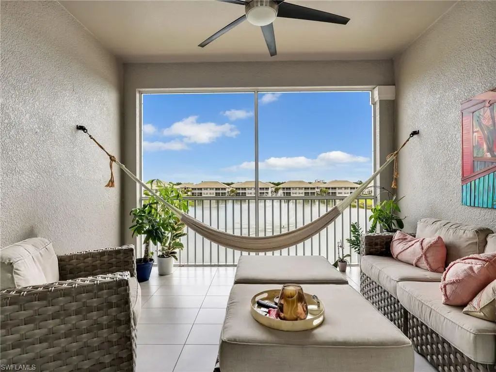 163 Indies Dr E 202, Naples