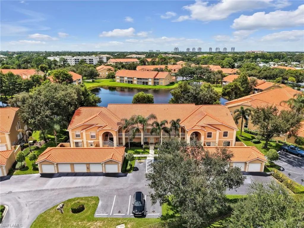 26740 Rosewood Pointe Ln 205, Bonita Springs