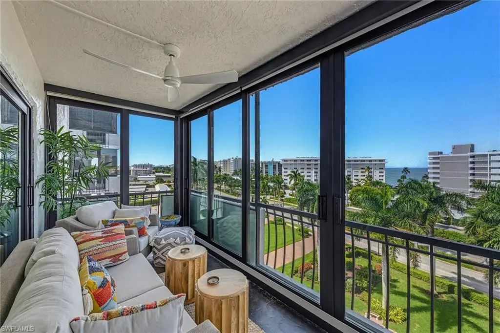 3430 Gulf Shore Blvd N 6j, Naples