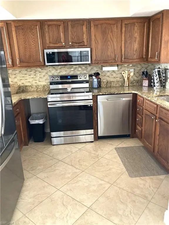 4160 Steamboat Bend E 403, Fort Myers