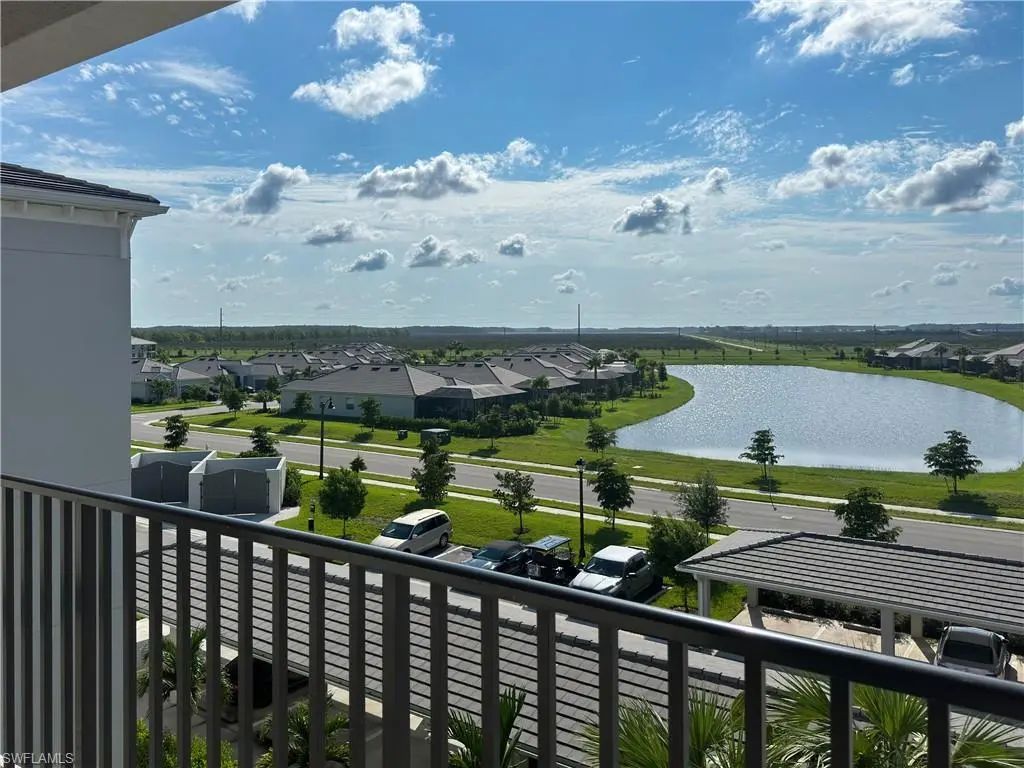 5835 Double Eagle Cir 4744, Ave Maria
