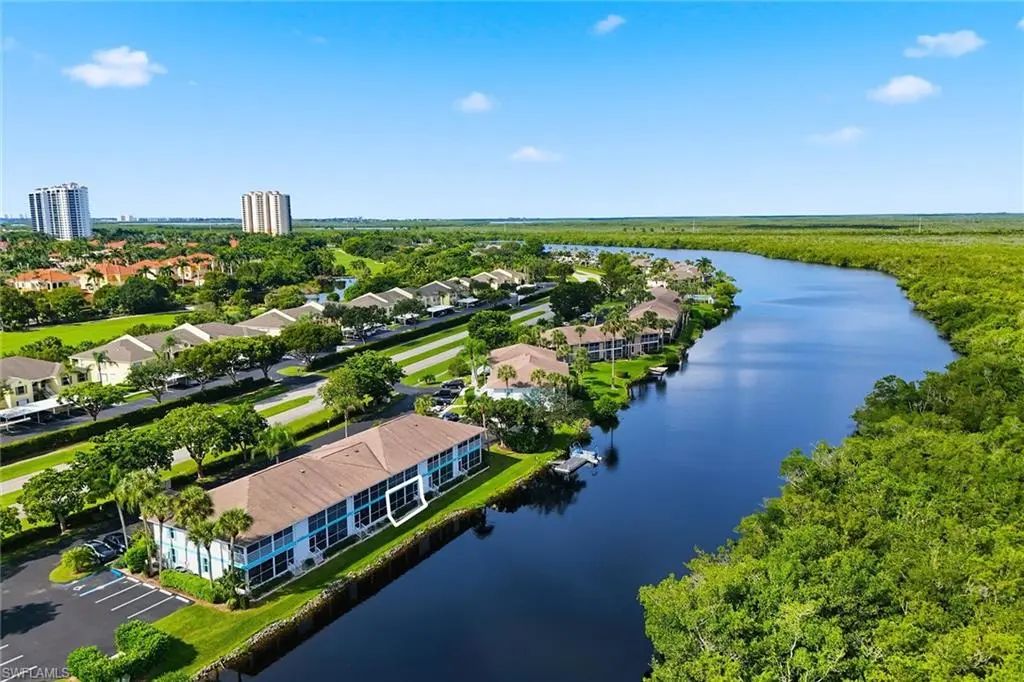 1355 Mainsail Dr 1503, Naples