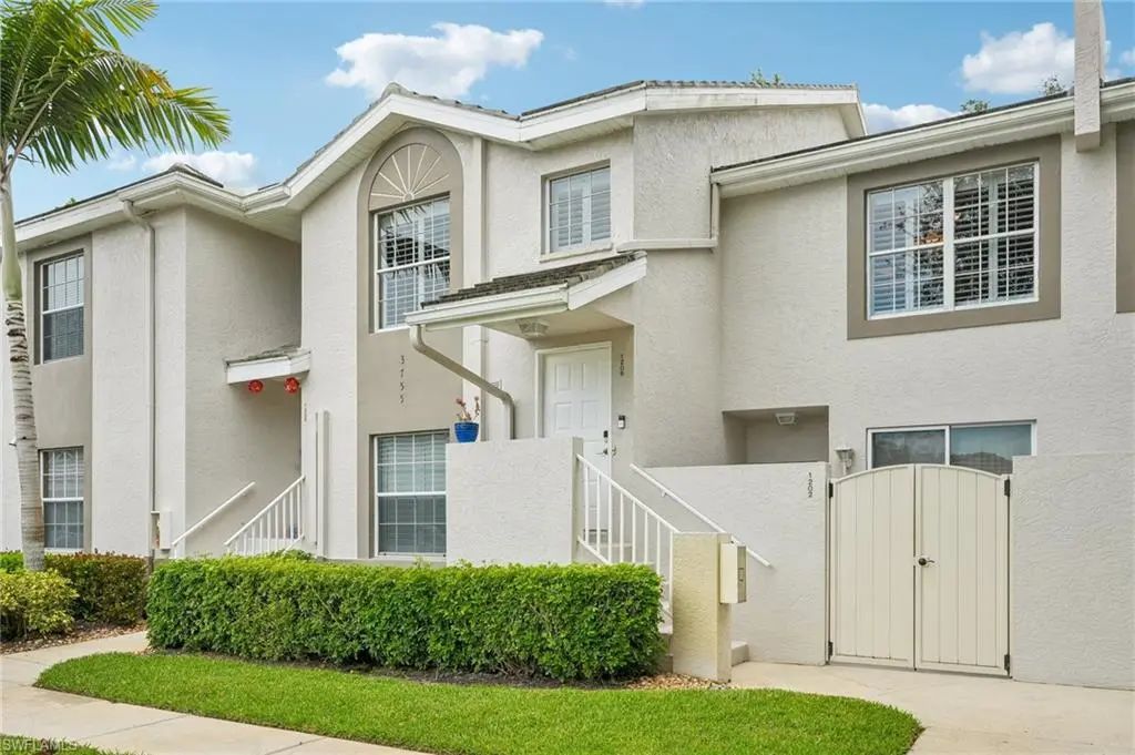 3755 Fieldstone Blvd 1206, Naples