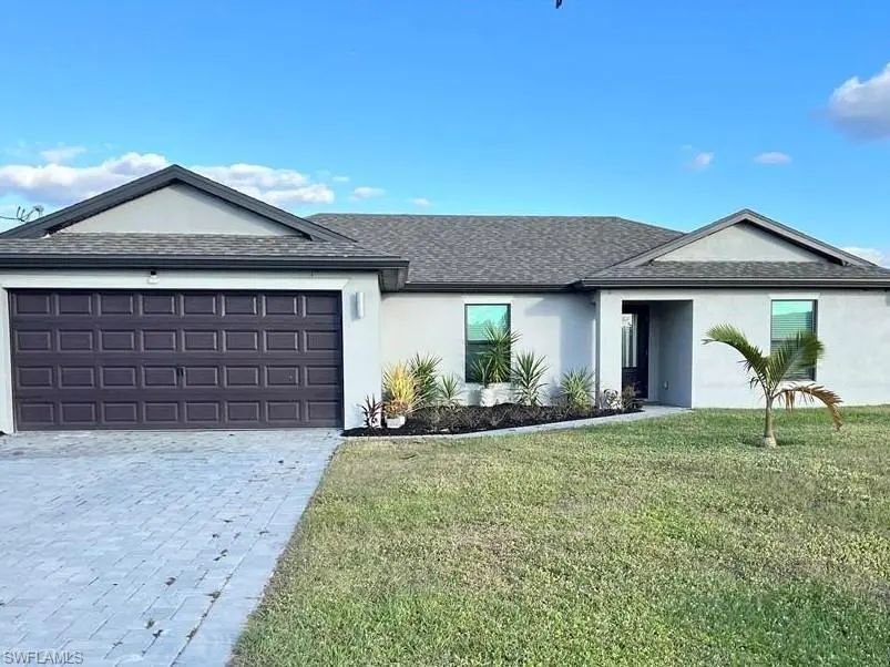 865 Yellowbird Dr, Fort Myers