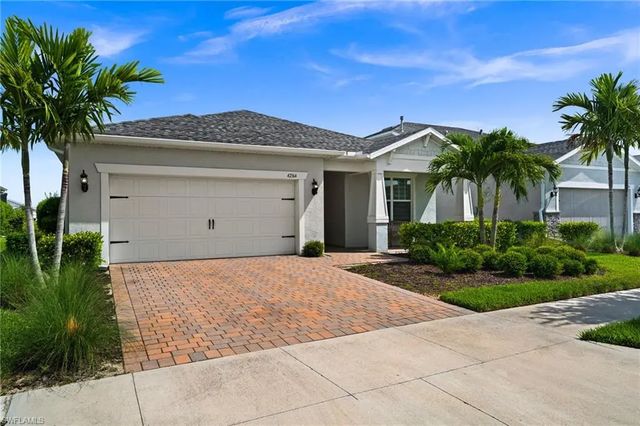 Photo of 42364 Edgewater Dr, PUNTA GORDA FL