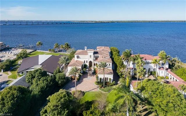Photo of 3836 Harold Ave, FORT MYERS FL