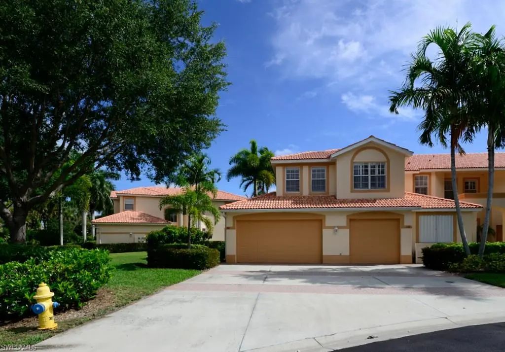 8990 Palmas Grandes Blvd 201, Bonita Springs