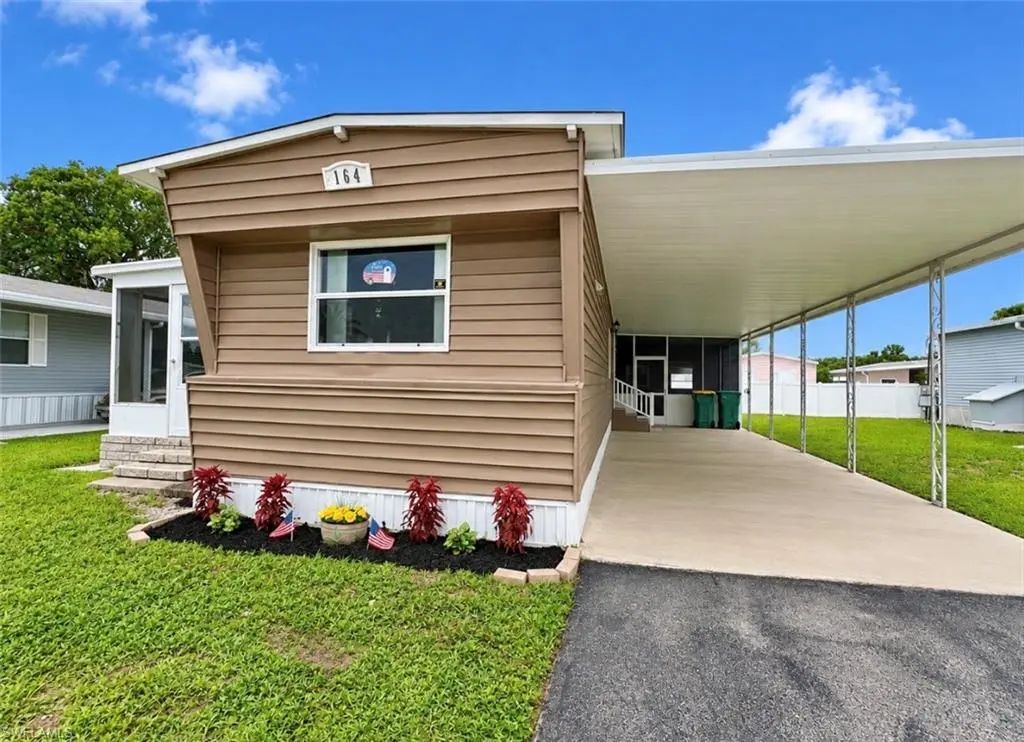 164 Cape Sable Dr, Naples