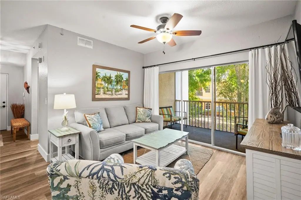 4665 Saint Croix Ln 1525, Naples