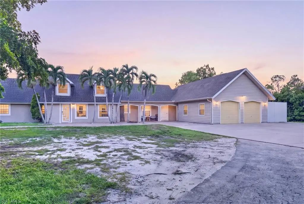 6255 Cedar Tree Ln, Naples
