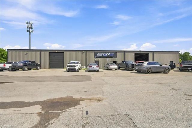Photo of 3535/3537 Dora St, FORT MYERS FL