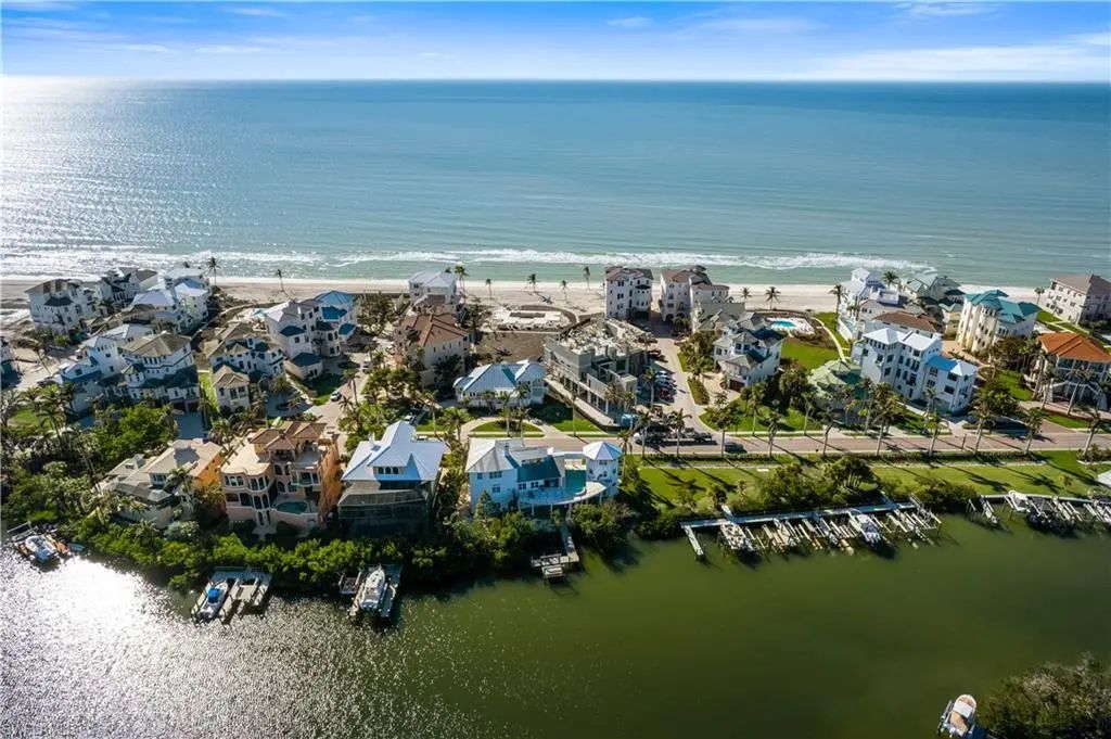 220 Barefoot Beach Blvd, Bonita Springs