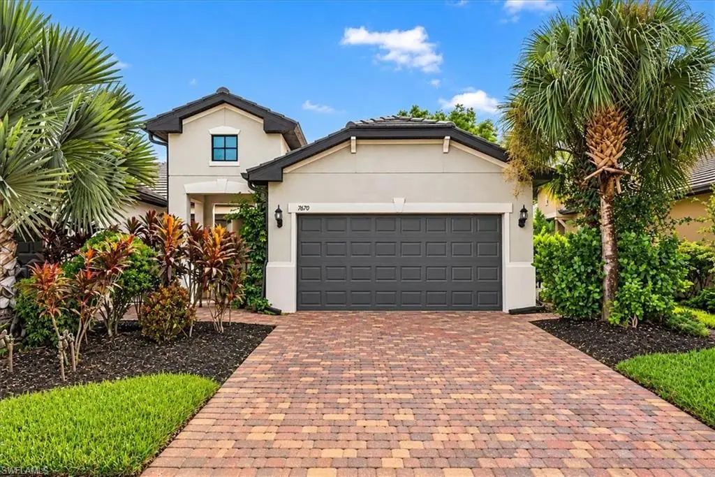 7670 Jacaranda Ln, Naples