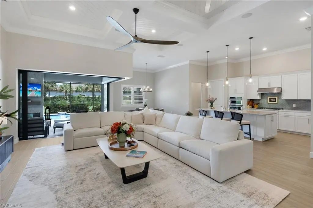 9151 Snowy Owl Way, Naples