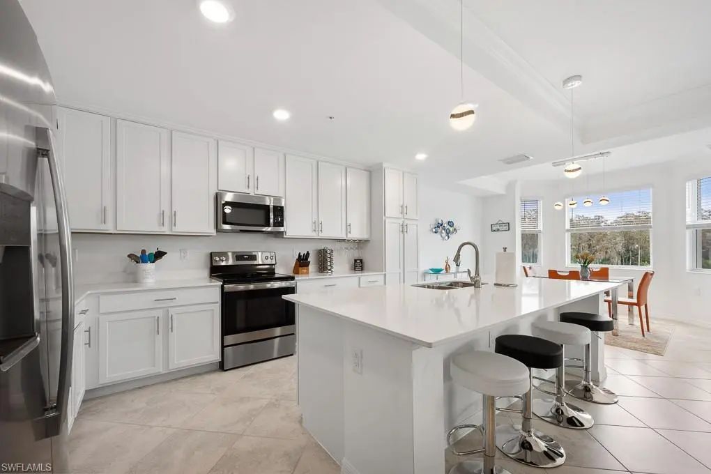 6058 National Blvd 336, Ave Maria