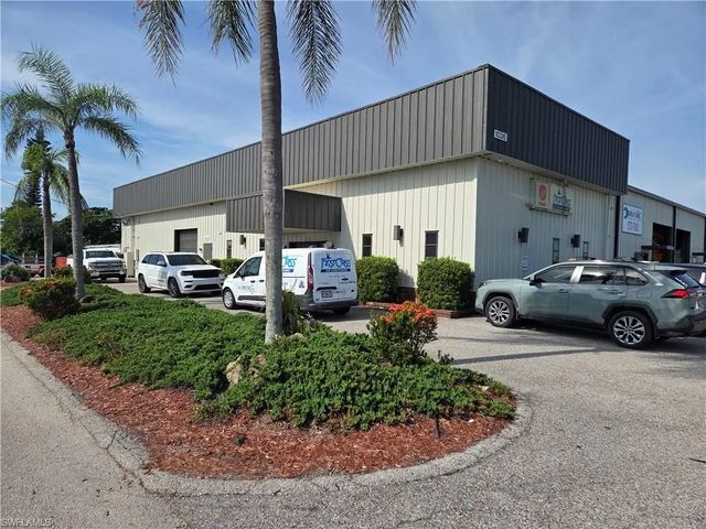 Photo of 1036 Ne Pine Island Rd, CAPE CORAL FL