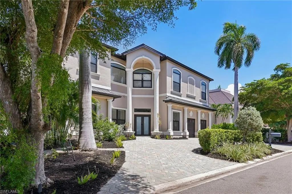 15701 Chatfield Dr, Fort Myers