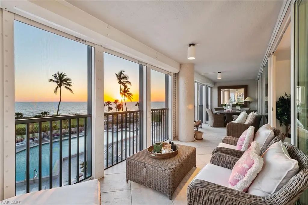 4651 Gulf Shore Blvd N 101, Naples