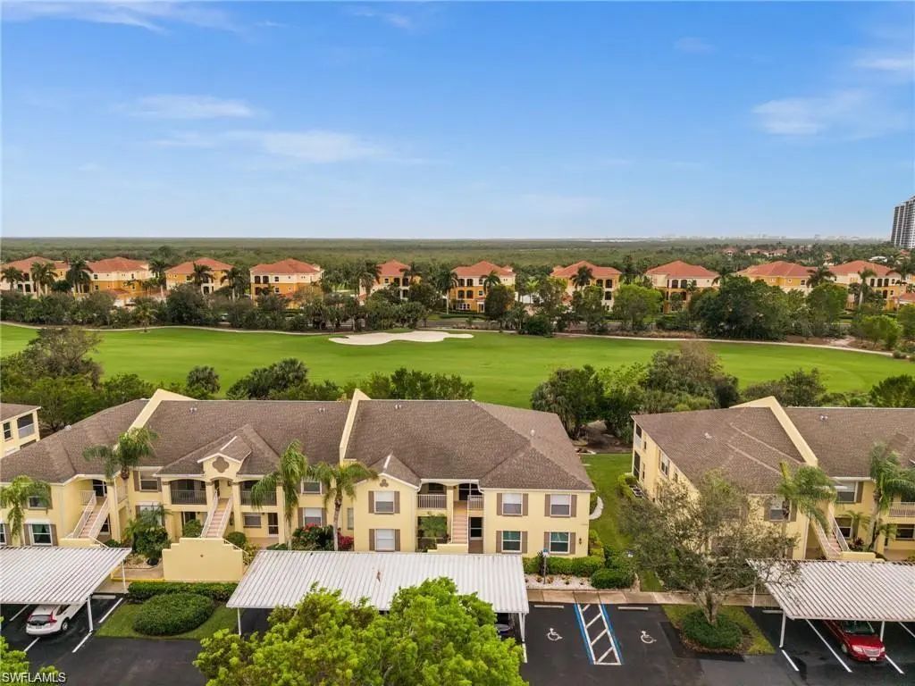 1346 Mainsail Dr 1321, Naples