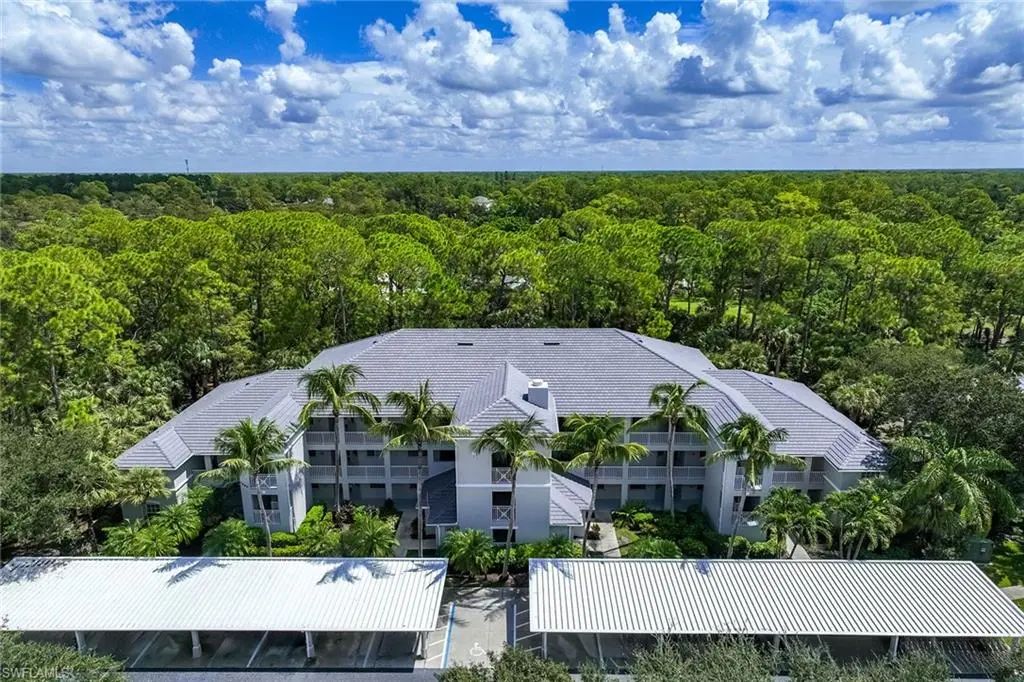 1886 Tarpon Bay Dr S 204, Naples