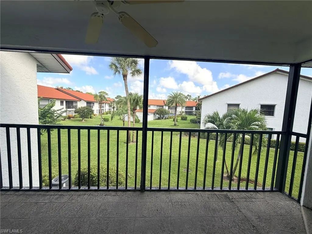4977 Pepper Cir 205, Naples