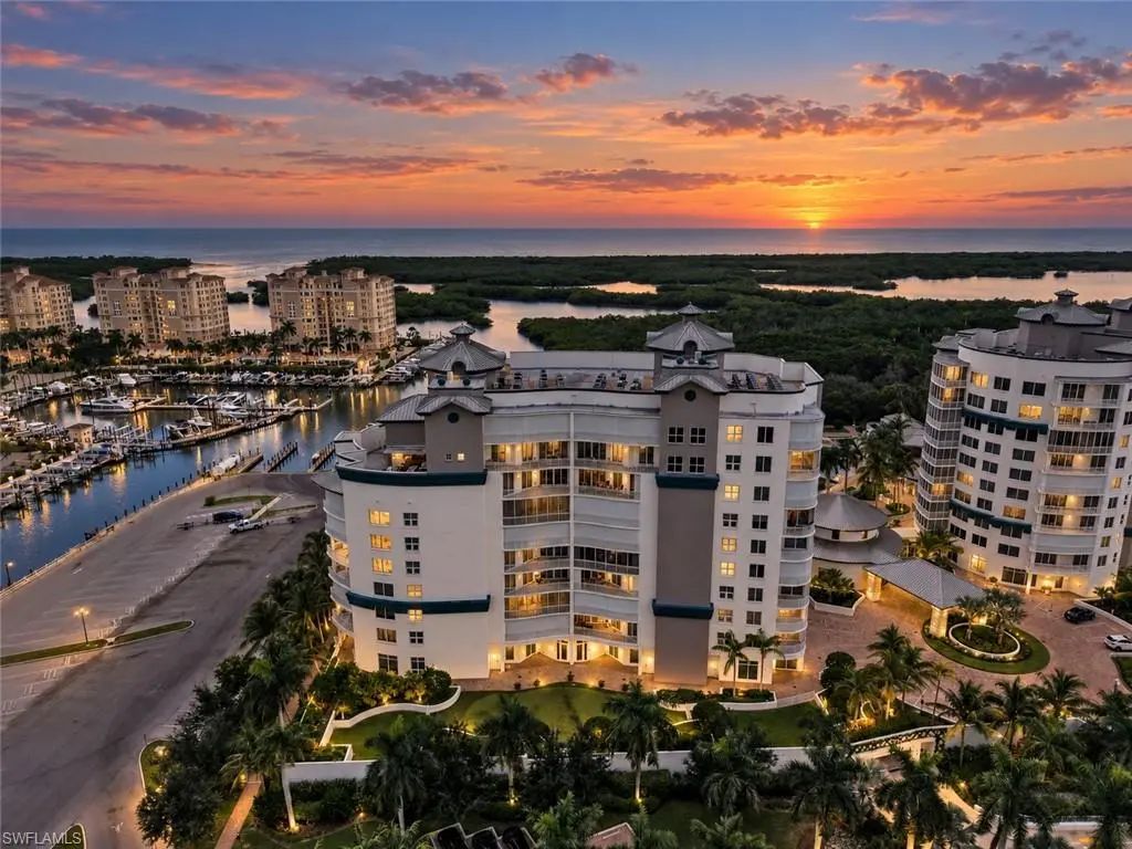 13665 Vanderbilt Dr 301, Naples
